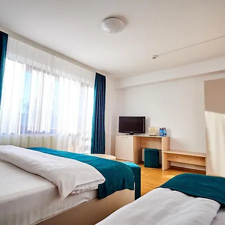 Hotel Roxy & Maryo