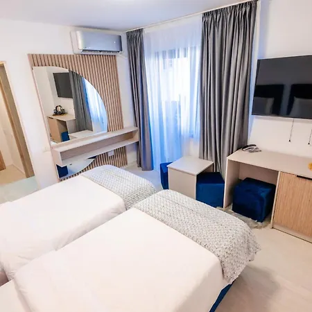 Hotel Roxy&maryo