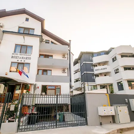 Roxy&maryo Hotel